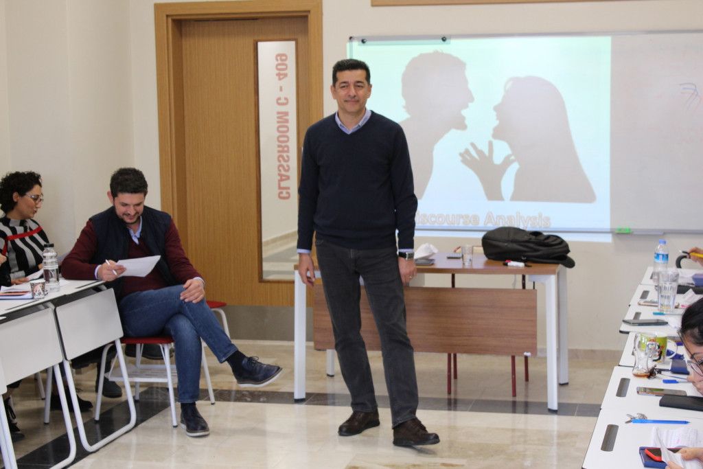 1575462537-Reza Vahdani.jpg
